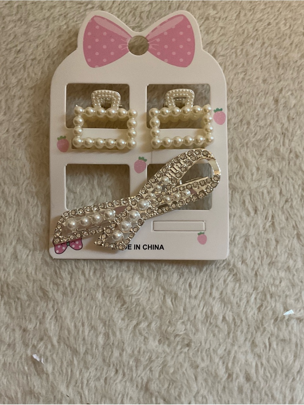 Pearl & Rhinestone Bow Hair Clip Set - White